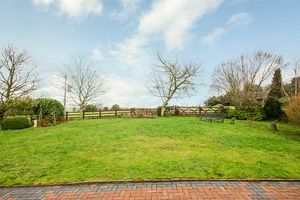 Photo 13- click for photo gallery